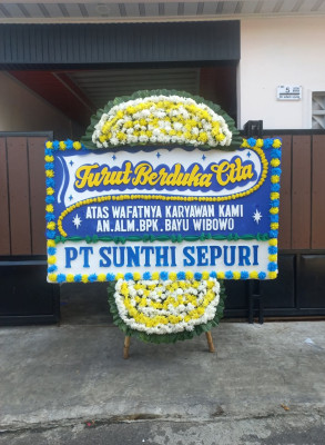 Papan Bunga Duka di Kateng